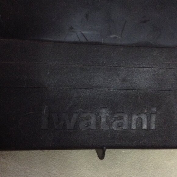 Portable Iwatani Slim Silver Camping Stove in case; Camping, Scouts, Wilderness - Picture 4 of 4